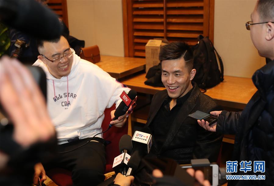 用出色的技 用出色的技